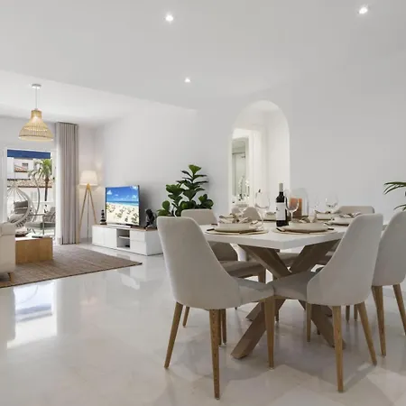 Apartment Puerto Banús 3 Br *