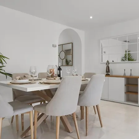Puerto Banus 3 Bedroom 公寓 马尔韦利亚