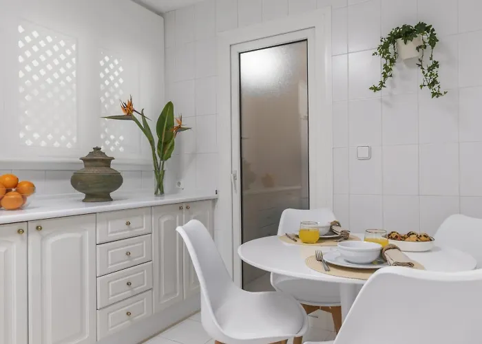 Puerto Banus 3 Bedroom * Marbella