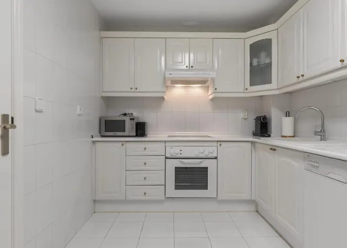 Puerto Banus 3 Bedroom * Marbella