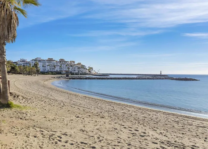 Puerto Banus 3 Bedroom * Marbella